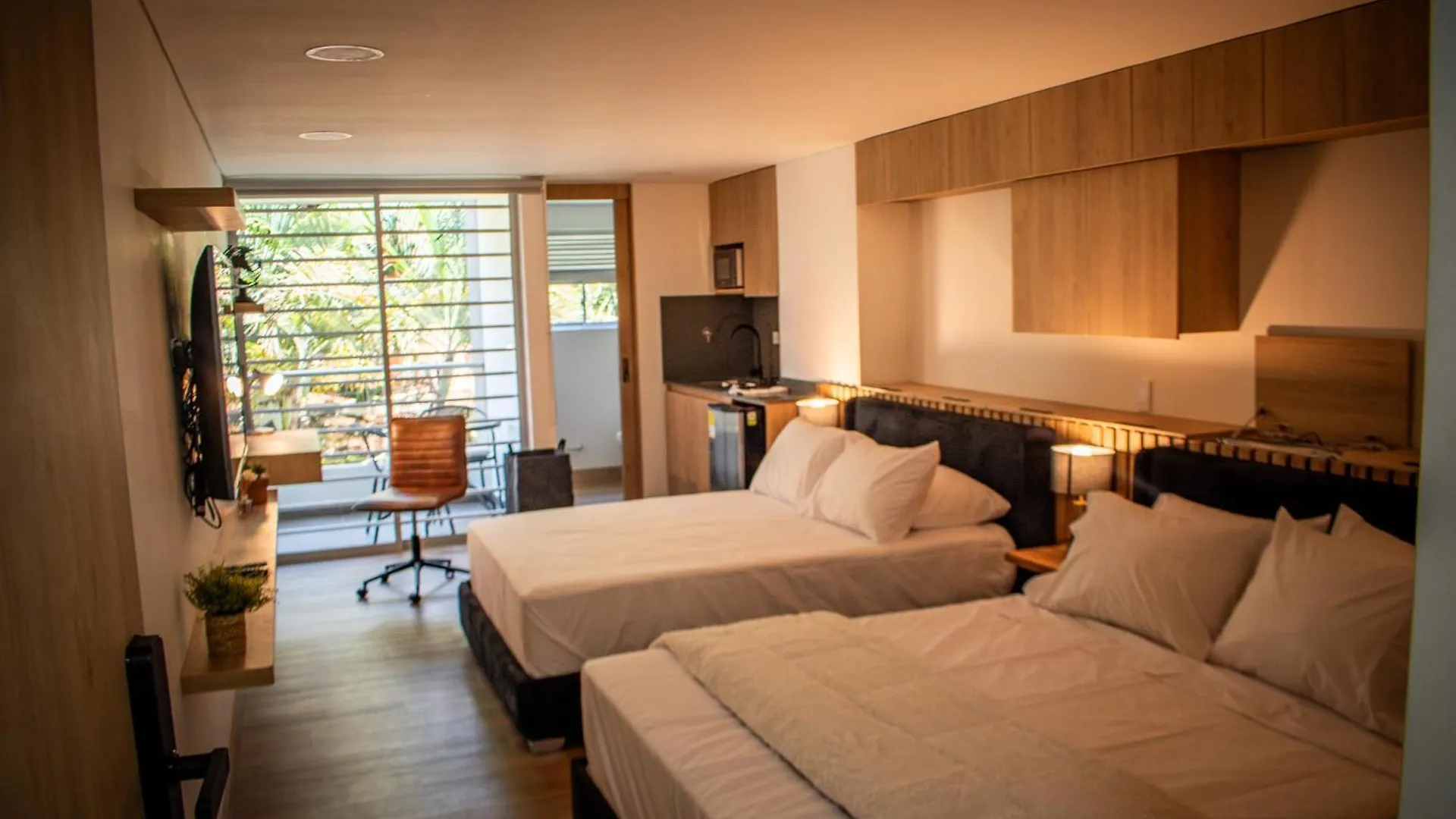 Apartamento Edificio Atalanta En El Corazon De Medellín