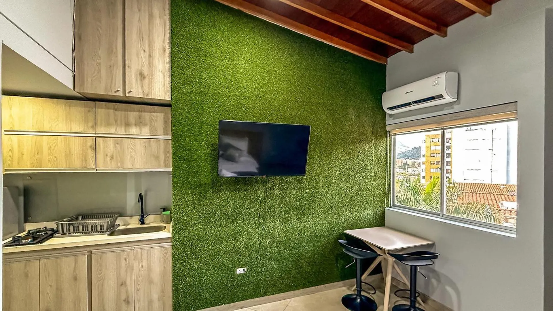 Apartamento Edificio Atalanta En El Corazon De Medellín 0*,
