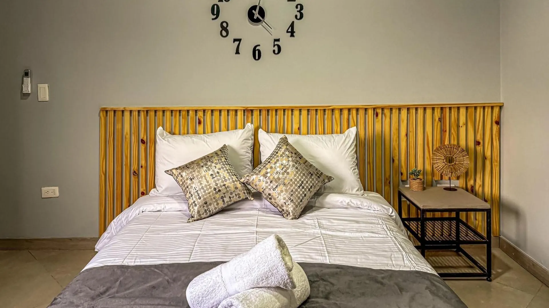 Apartamento Edificio Atalanta En El Corazon De Medellín